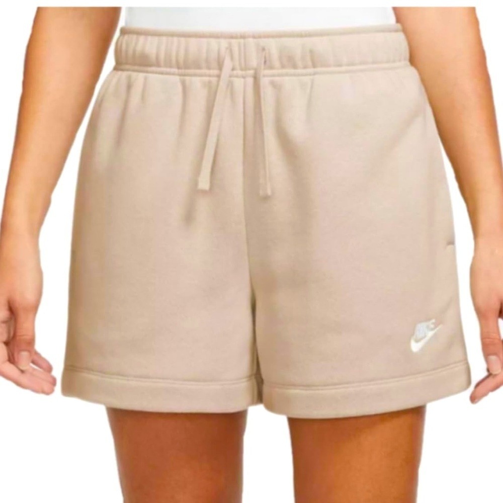 Nike Women's tan 4” inseam 100% cotton Shorts, size M
